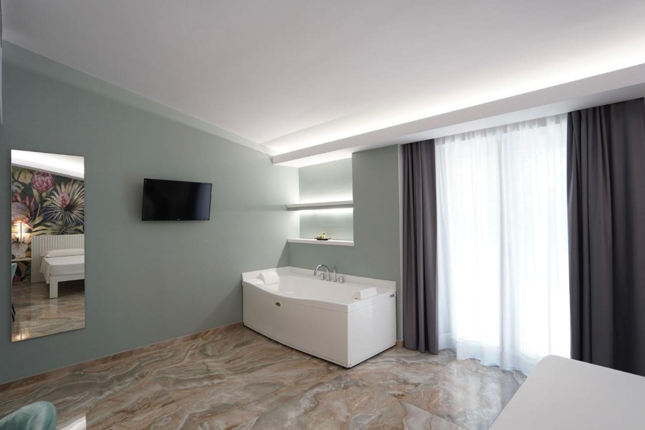 Harmony Tropea Rooms & Suites ภายนอก รูปภาพ