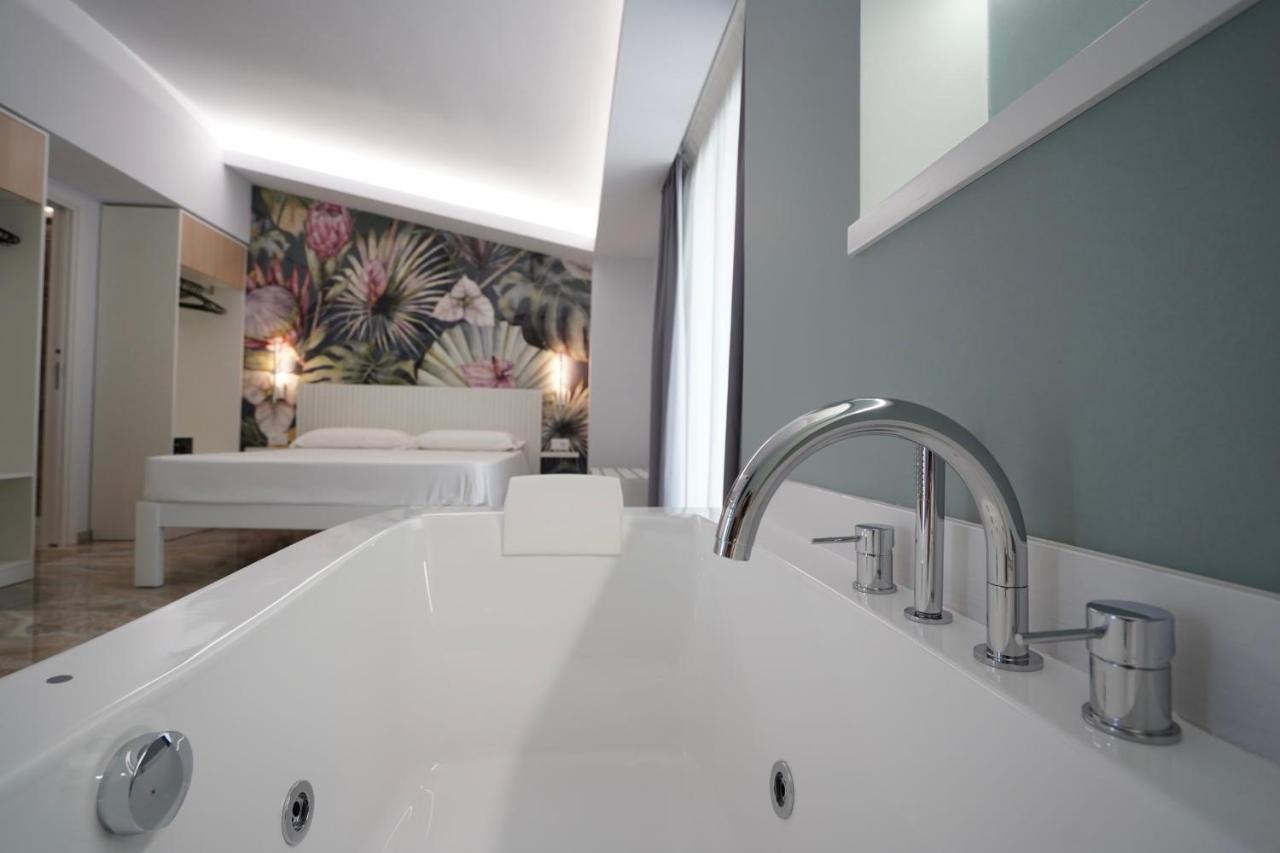 Harmony Tropea Rooms & Suites ภายนอก รูปภาพ
